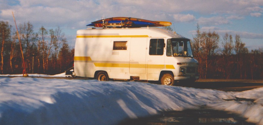 Daimler Benz 406 im Schnee